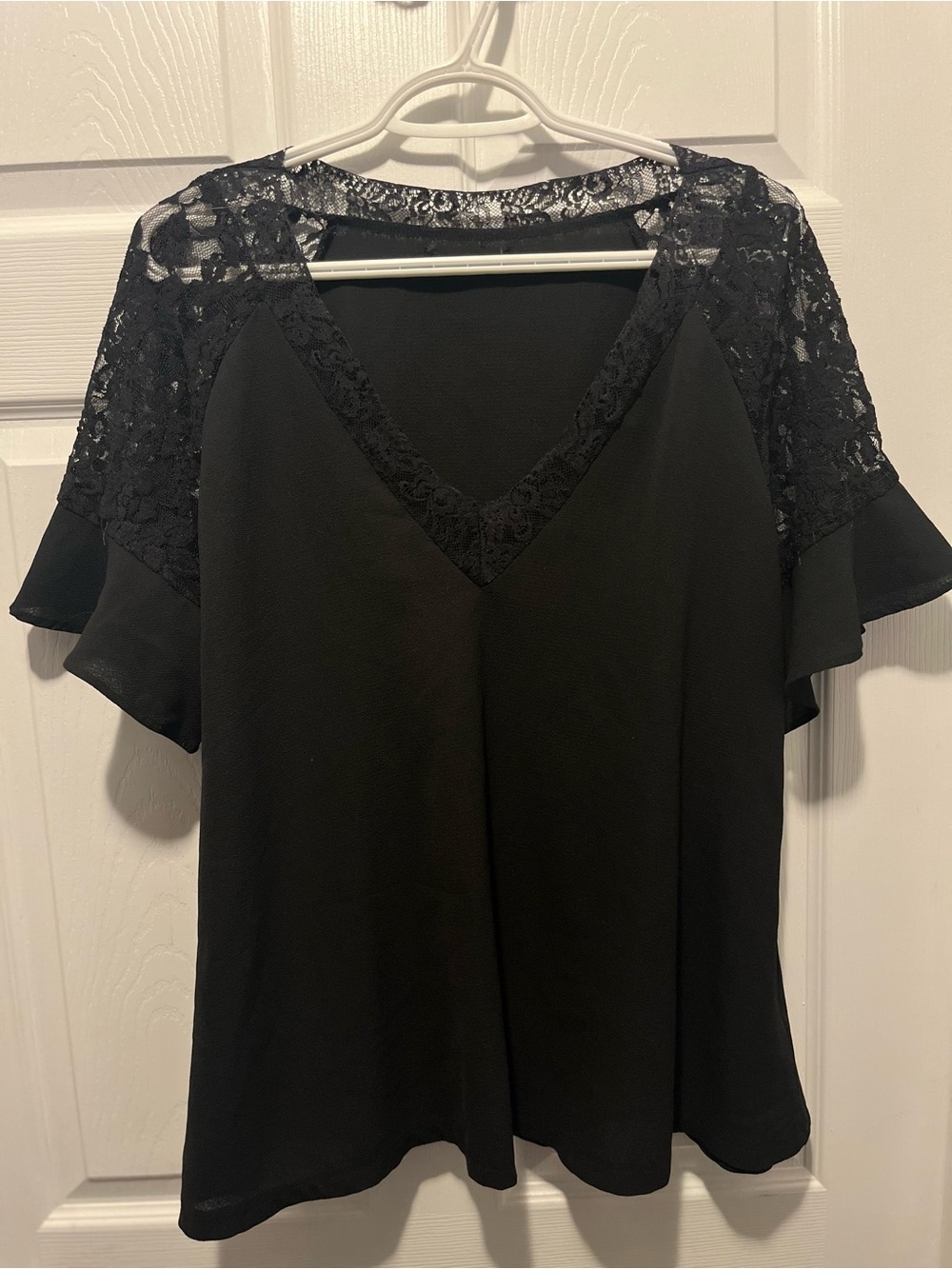 3/25$💥 Top Blouse Lace Boho XL Black Short Sleeve V-Neck